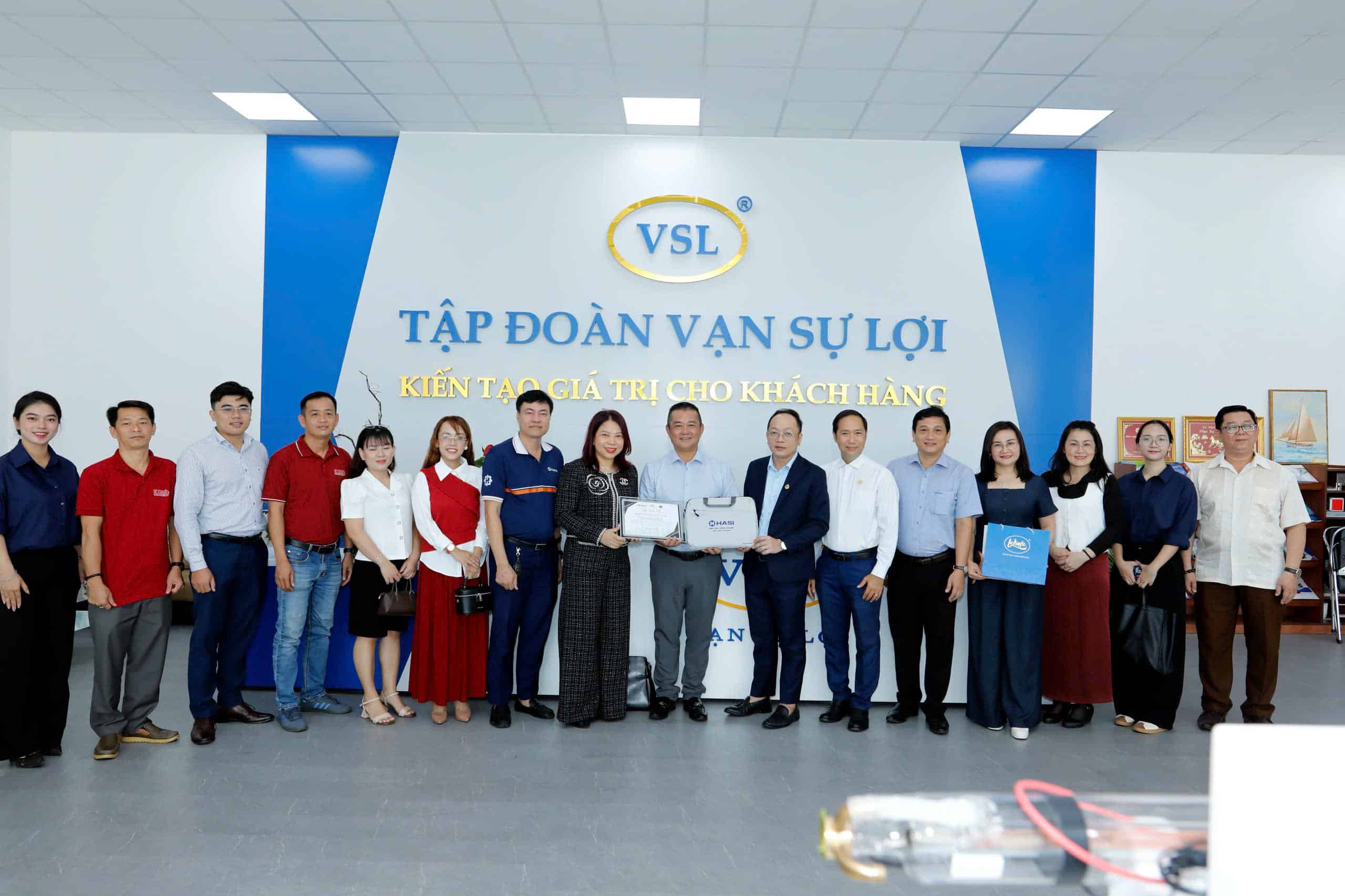 vạn sự lợi tiếp đón đoài Hasi